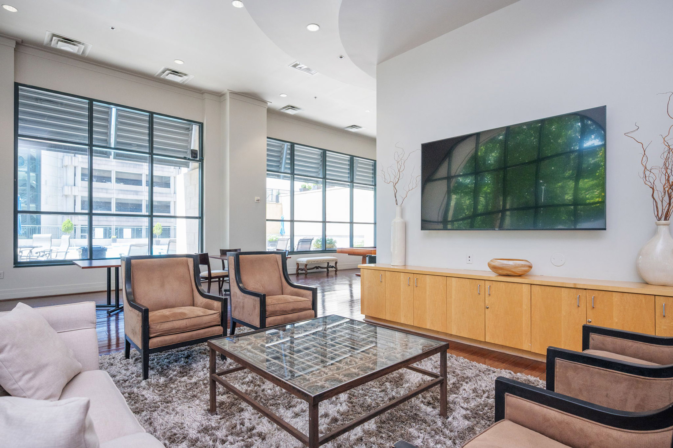  Sophisticated City Living Meets Comfort and Convenience in the Heart of Buckhead - 物件實景
