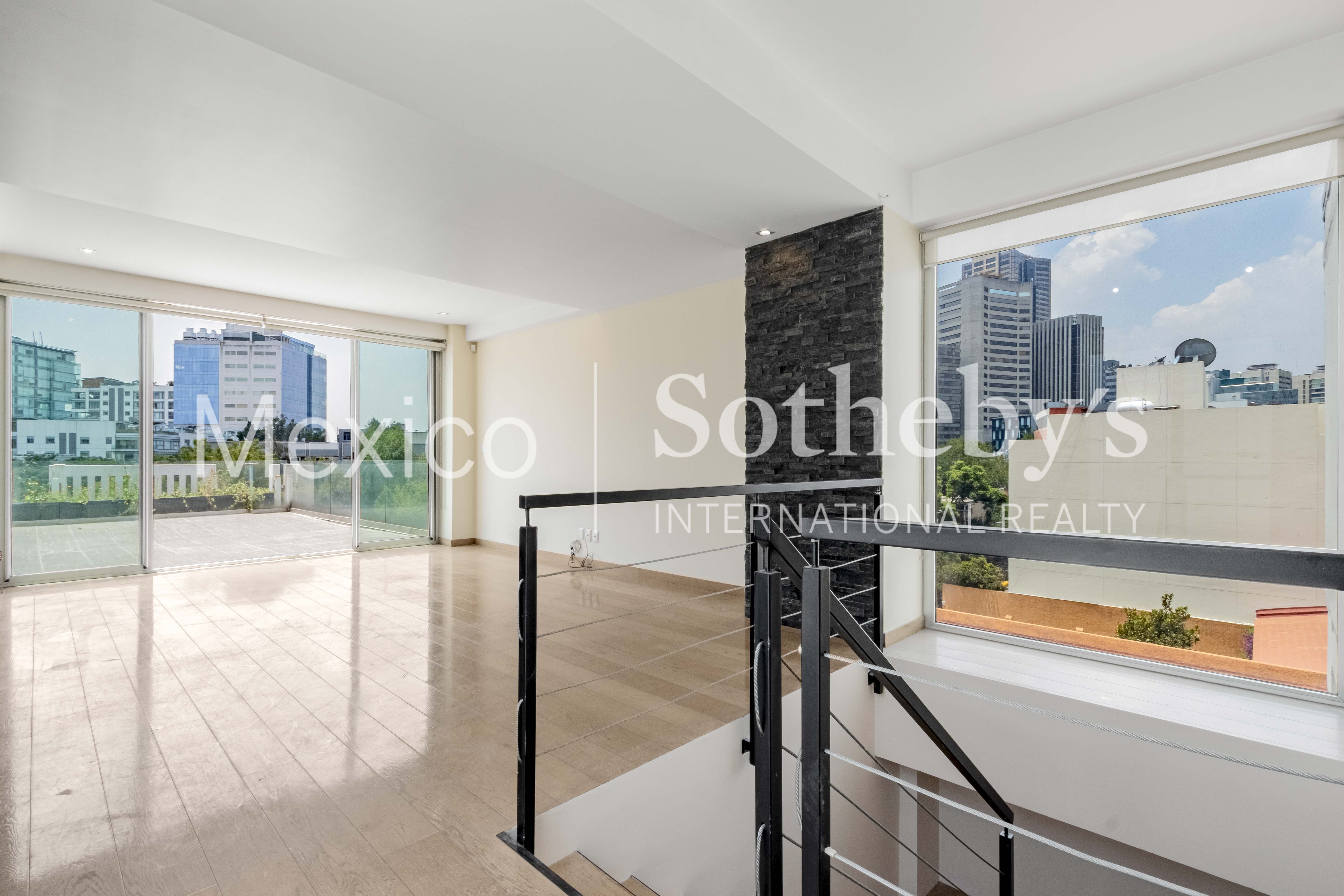  PH Exclusivo en Venta en Rosedal - 物件實景
