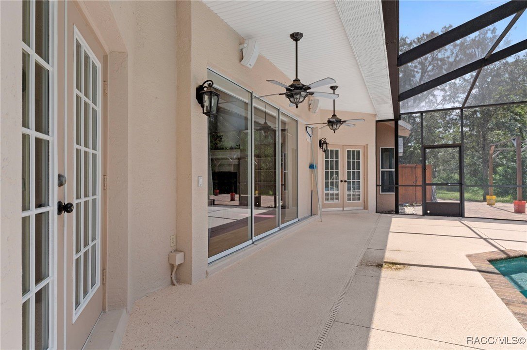Homosassa, Florida, 34446, United States, 5 Bedrooms Bedrooms, ,4 BathroomsBathrooms,Residential,For Sale,1916240