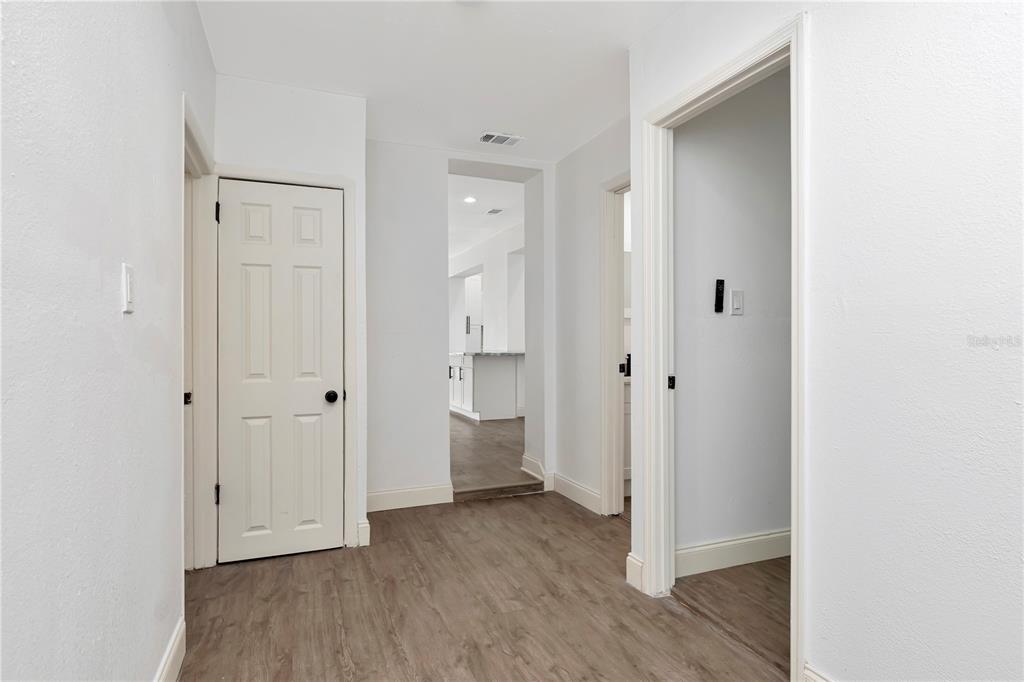St Petersburg, Florida, 33713, United States, 4 Bedrooms Bedrooms, ,3 BathroomsBathrooms,Residential,For Sale,1932067