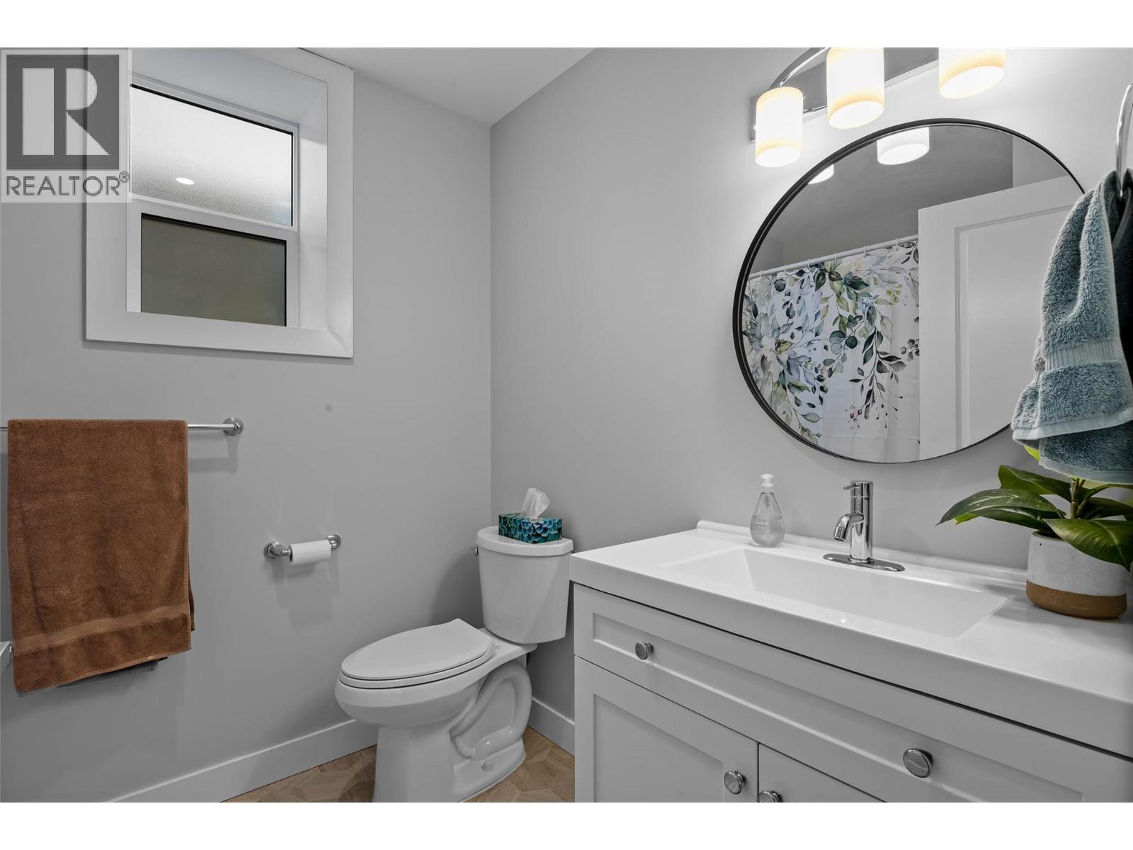 KAMLOOPS, British Columbia, V2C 0G8, CA, 3 Bedrooms Bedrooms, ,2 BathroomsBathrooms,Residential,For Sale,1951302