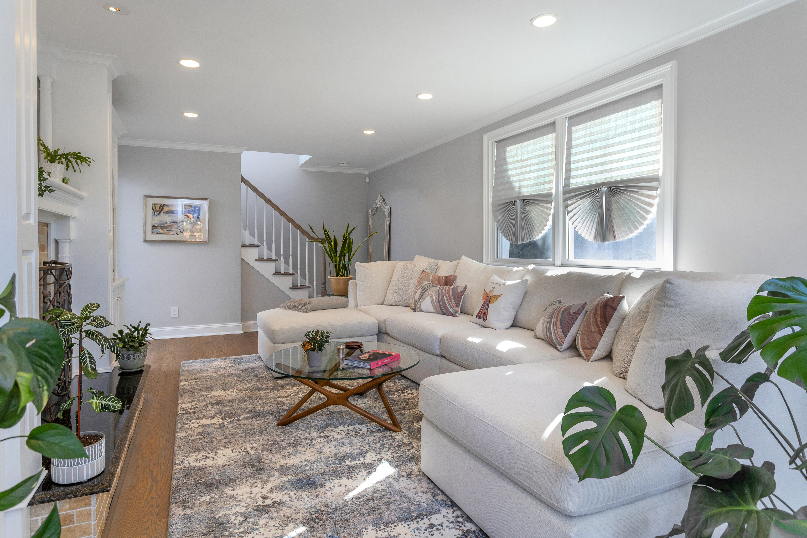 Stamford, Connecticut, 06905, United States, 2 Bedrooms Bedrooms, ,3 BathroomsBathrooms,Residential,For Sale,1987765