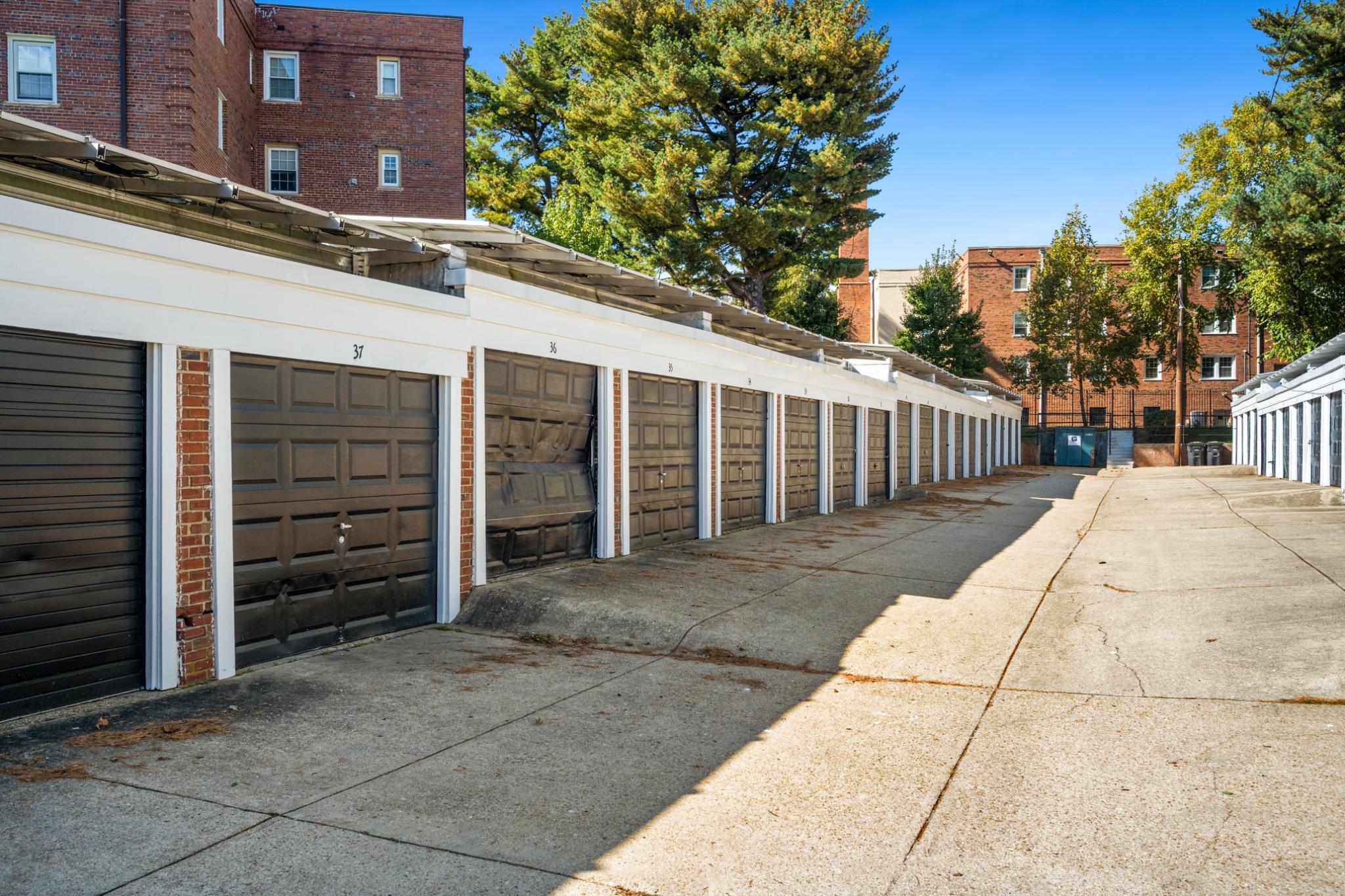  2110 Suitland Terrace SE, Washington, DC, 20020 - 物件實景