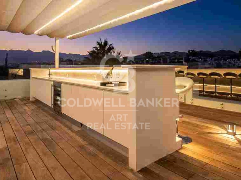 Marbella, Andalusia, ES, 6 Bedrooms Bedrooms, ,4 BathroomsBathrooms,Residential,For Sale,1795495