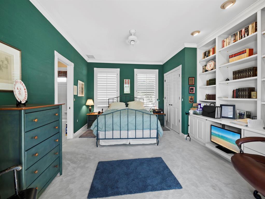 Longboat Key, Florida, 34228, United States, 3 Bedrooms Bedrooms, ,4 BathroomsBathrooms,Residential,For Sale,1988041