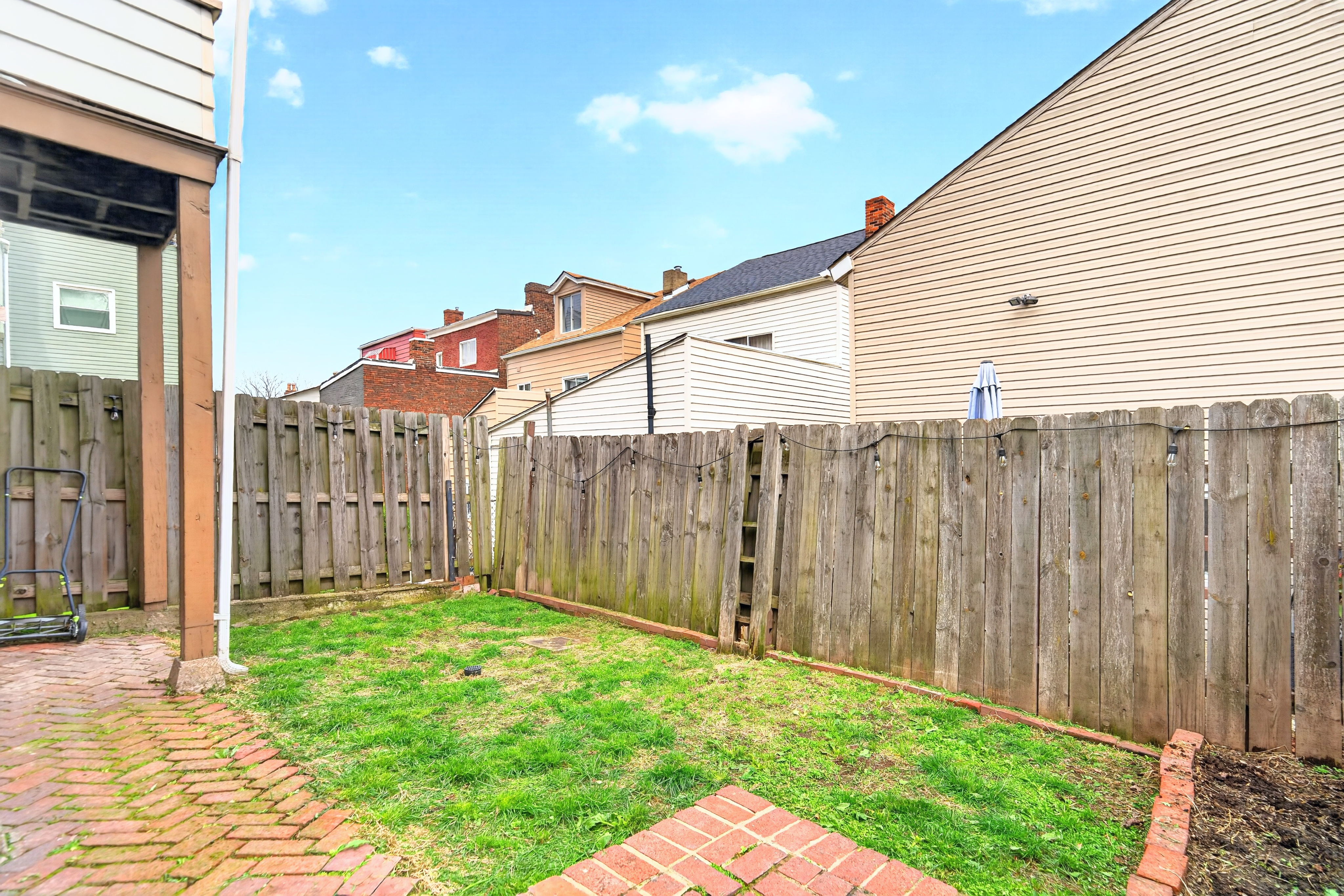  2835 Edwards Way, Pittsburgh, PA 15203 - 物件實景