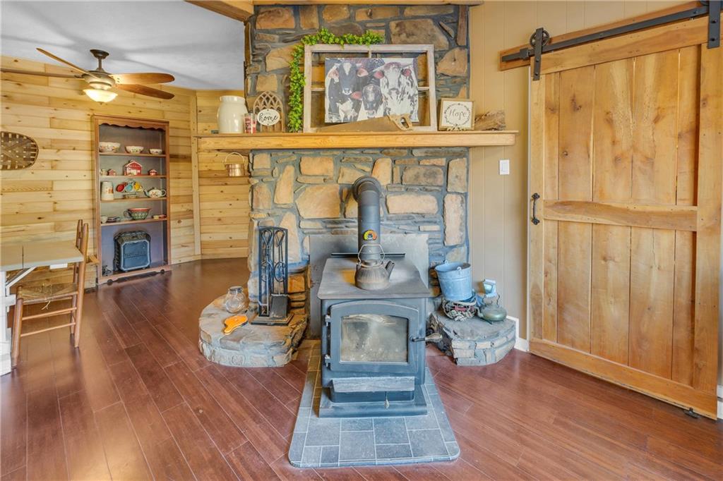 Jasper, Georgia, 30143, United States, 4 Bedrooms Bedrooms, ,2 BathroomsBathrooms,Residential,For Sale,1982973