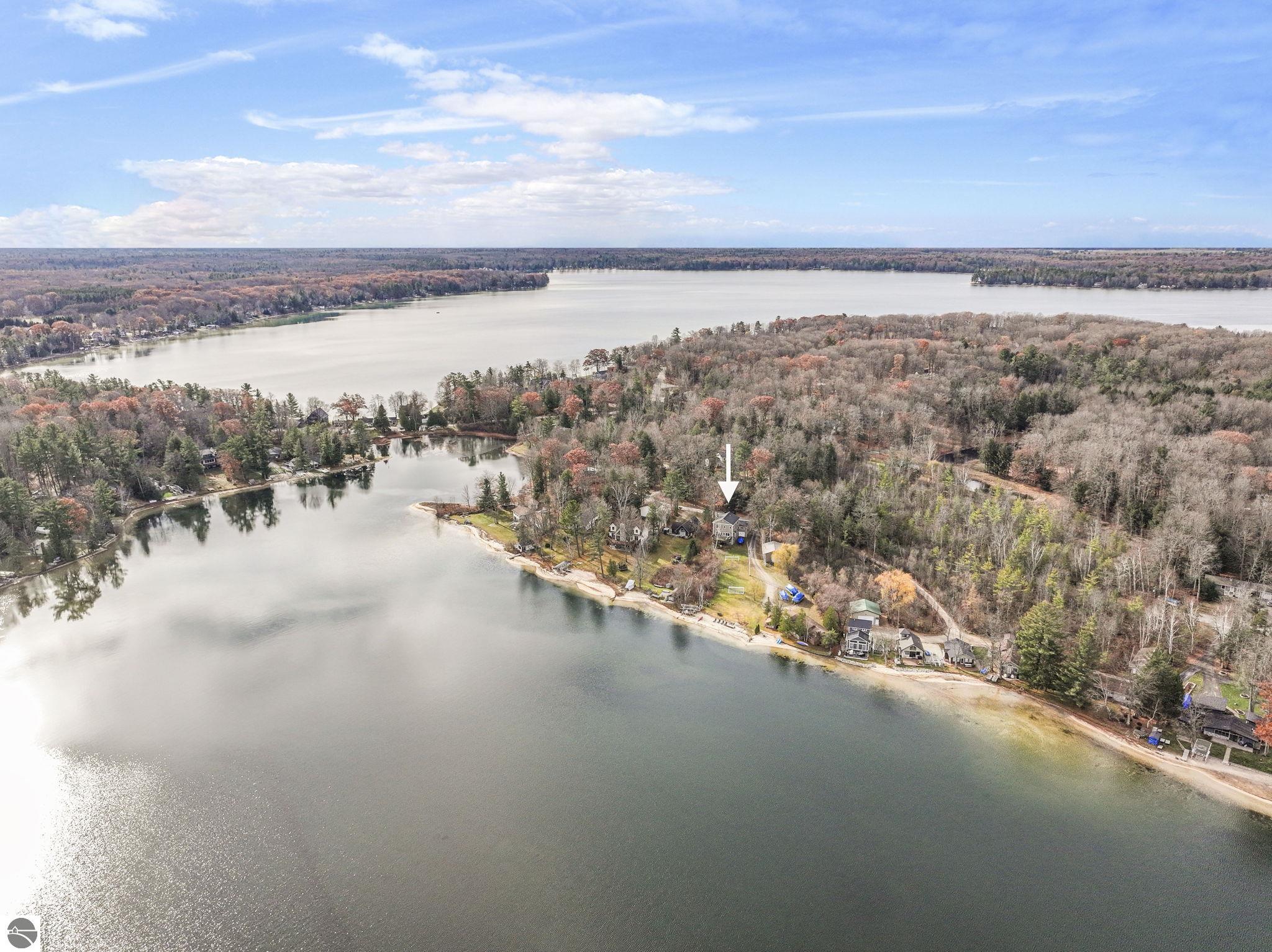 Traverse City, Michigan, 49685, United States, 9 Bedrooms Bedrooms, ,5 BathroomsBathrooms,Residential,For Sale,1995460