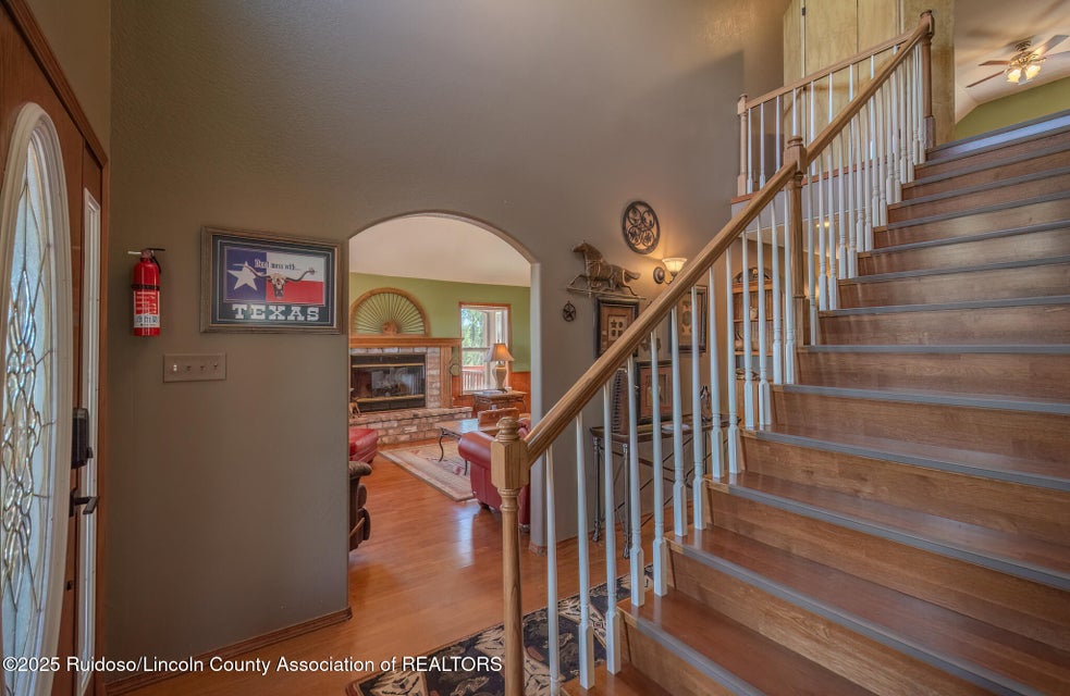 Ruidoso, New Mexico, 88345, United States, 4 Bedrooms Bedrooms, ,3 BathroomsBathrooms,Residential,For Sale,1909726