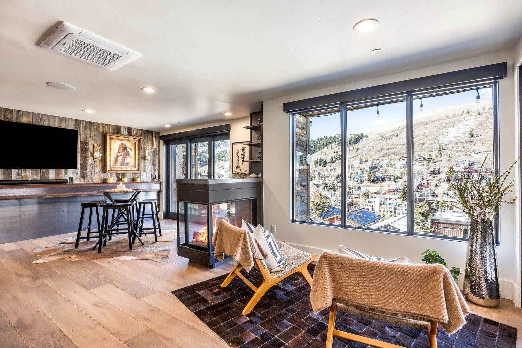  Mountain Modern Masterpiece with Sweeping Old Town and Ski Area Views - 物件實景