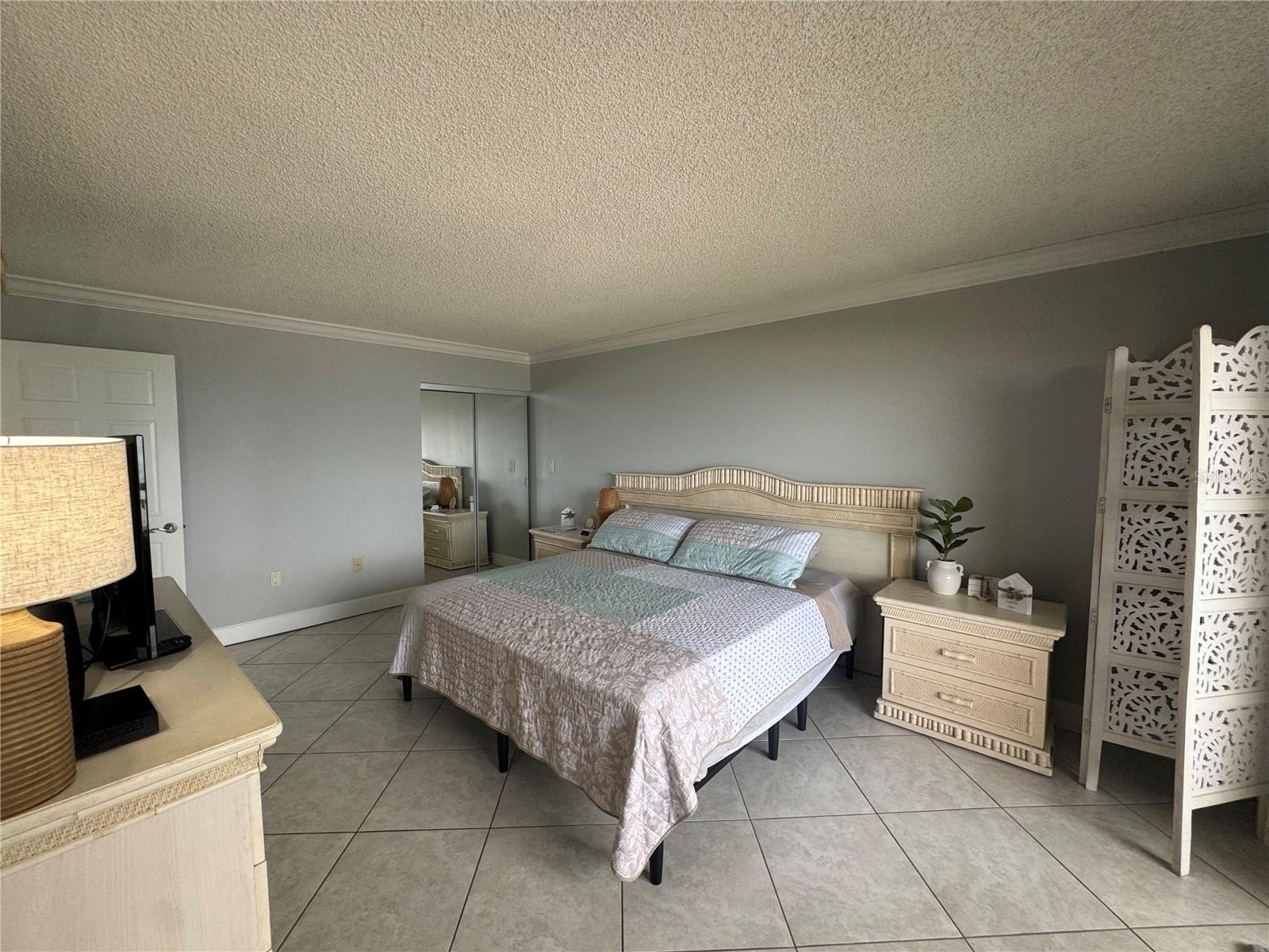 CLEARWATER BEACH, Florida, 33767, United States, 2 Bedrooms Bedrooms, ,2 BathroomsBathrooms,Residential,For Sale,1983656
