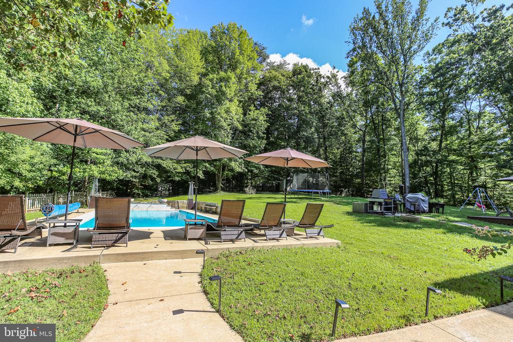 Fredericksburg, Virginia, 22407, United States, 5 Bedrooms Bedrooms, ,5 BathroomsBathrooms,Residential,For Sale,1927805