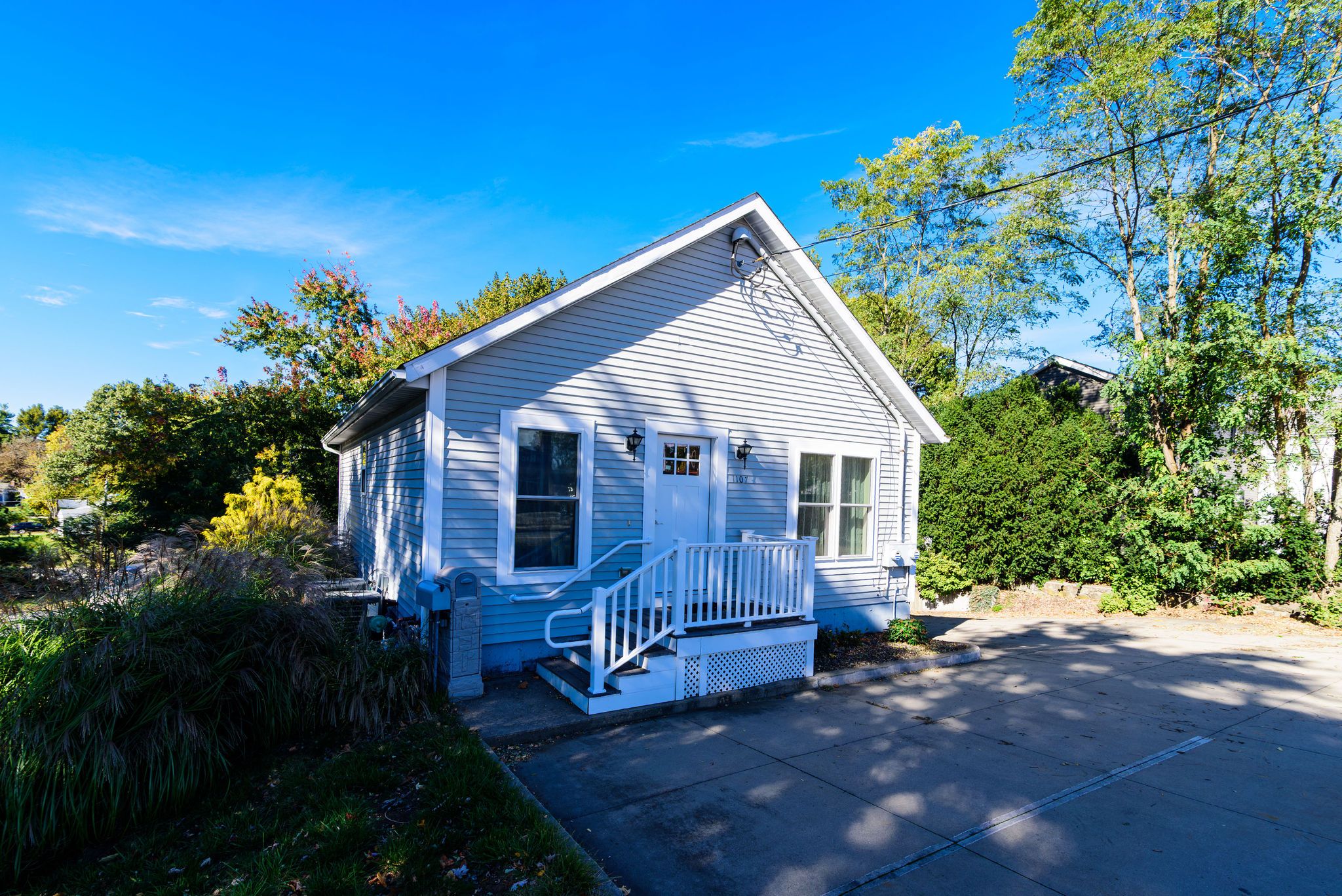  1107 Pontiac Avenue, Cranston, RI, 02921 - 物件實景