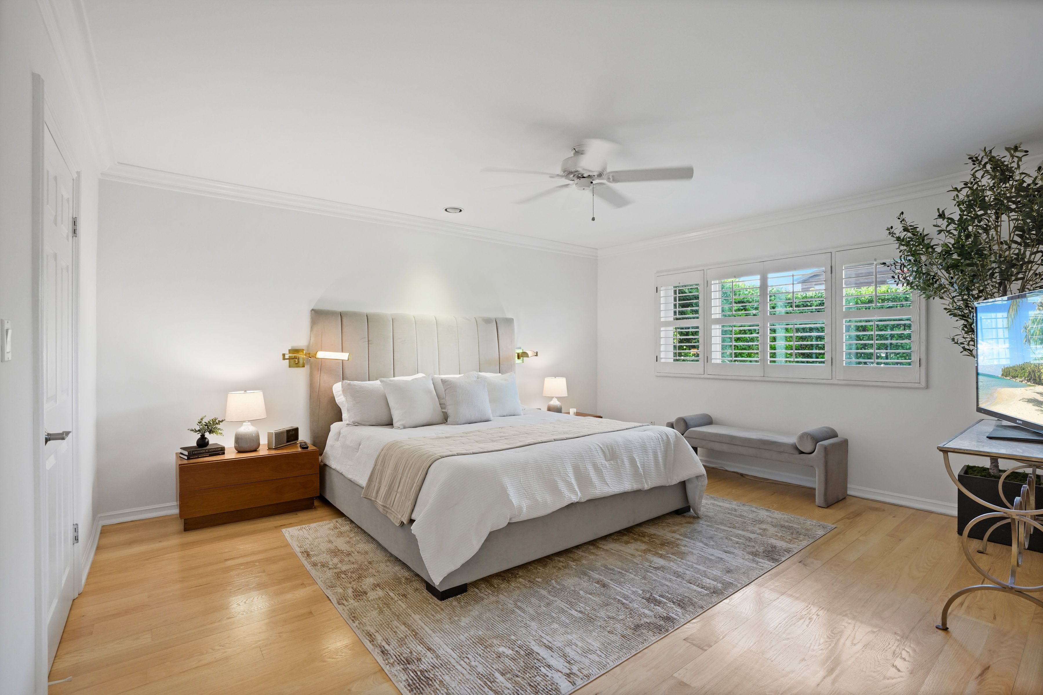  12428 Addison Street - 物件實景