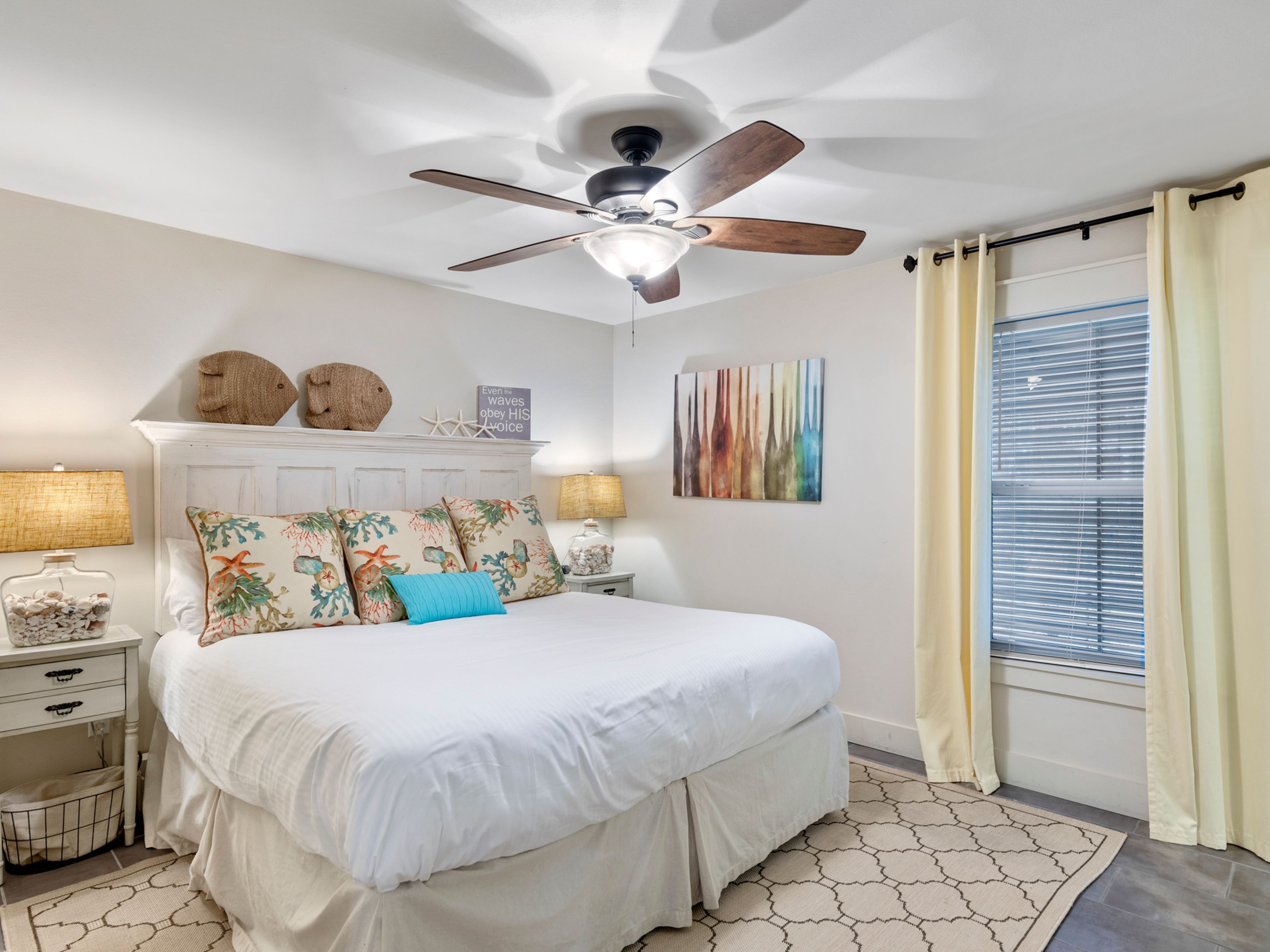  Lakefront Beach Retreat With Pool, Dock And Elevator - 物件實景