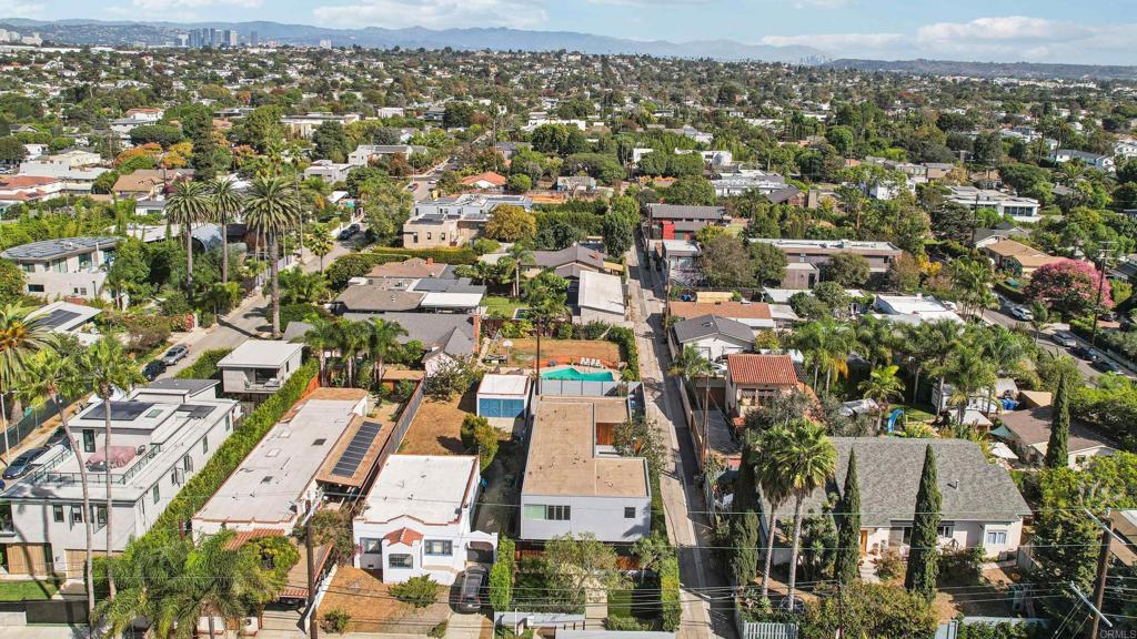 Venice, California, 90291, United States, 4 Bedrooms Bedrooms, ,4 BathroomsBathrooms,Residential,For Sale,1987305