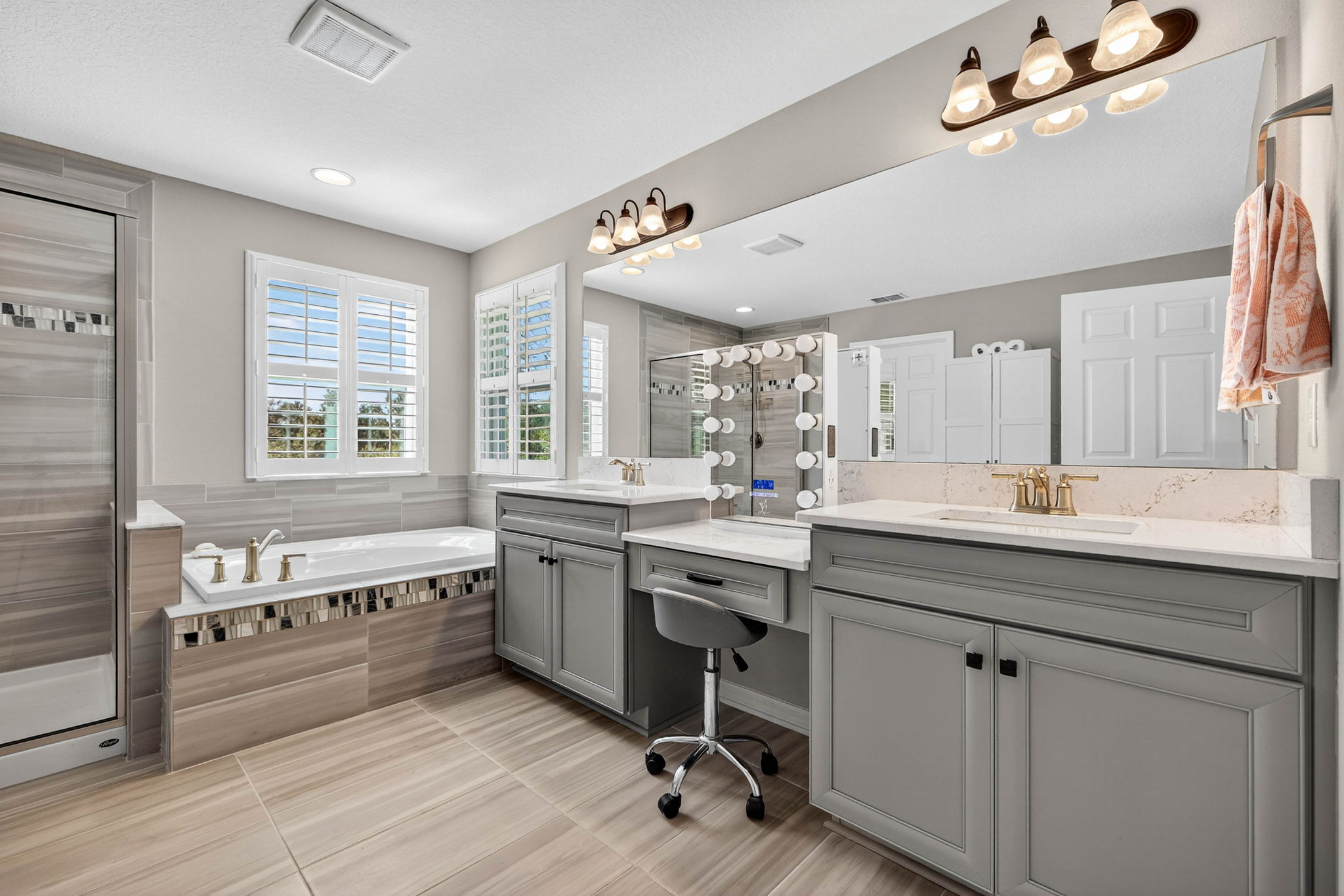 Land O Lakes, Florida, 34637, United States, 5 Bedrooms Bedrooms, ,3 BathroomsBathrooms,Residential,For Sale,1976107