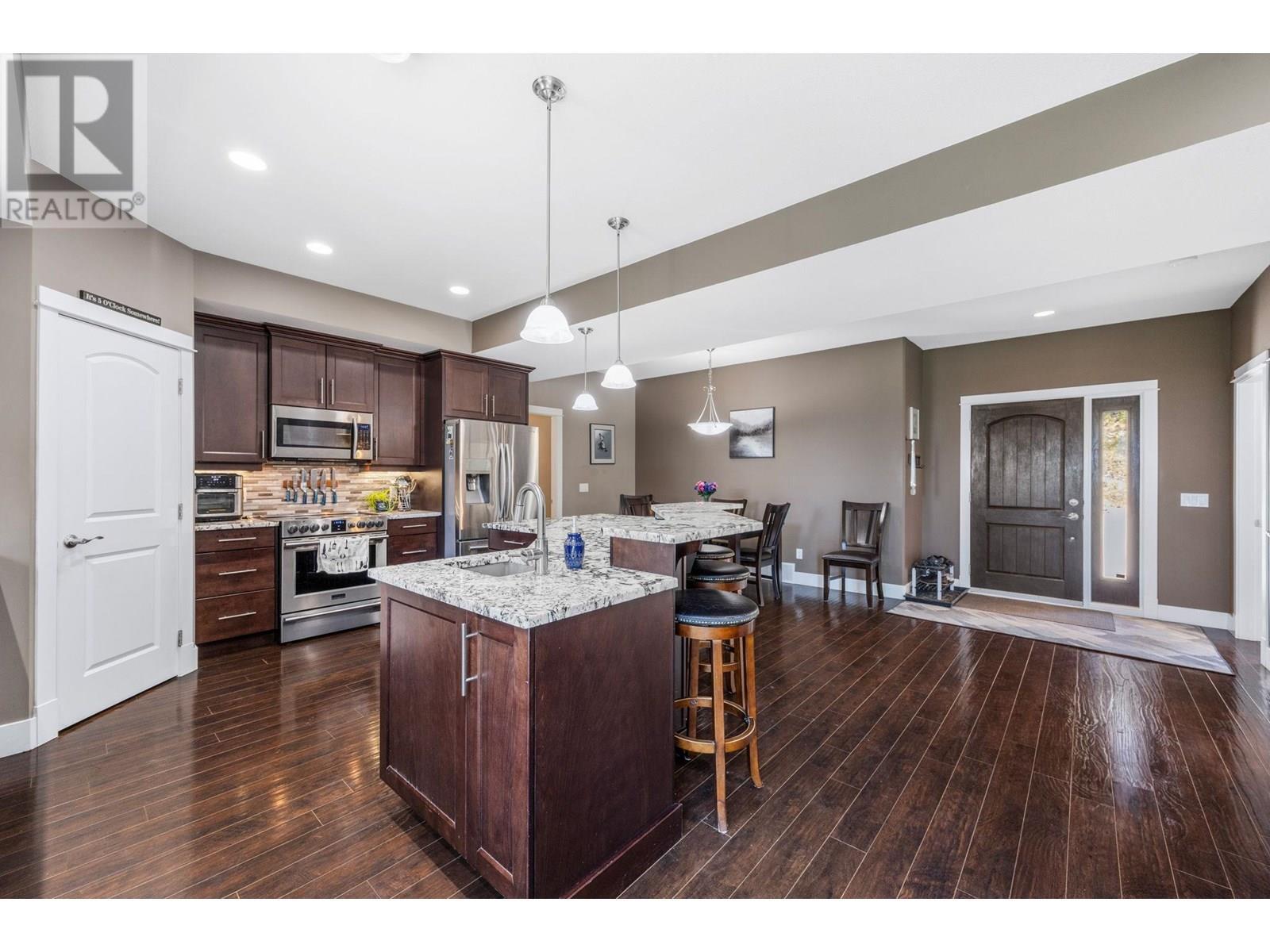 KELOWNA, British Columbia, V1X 7V3, CA, 4 Bedrooms Bedrooms, ,2 BathroomsBathrooms,Residential,For Sale,1948769