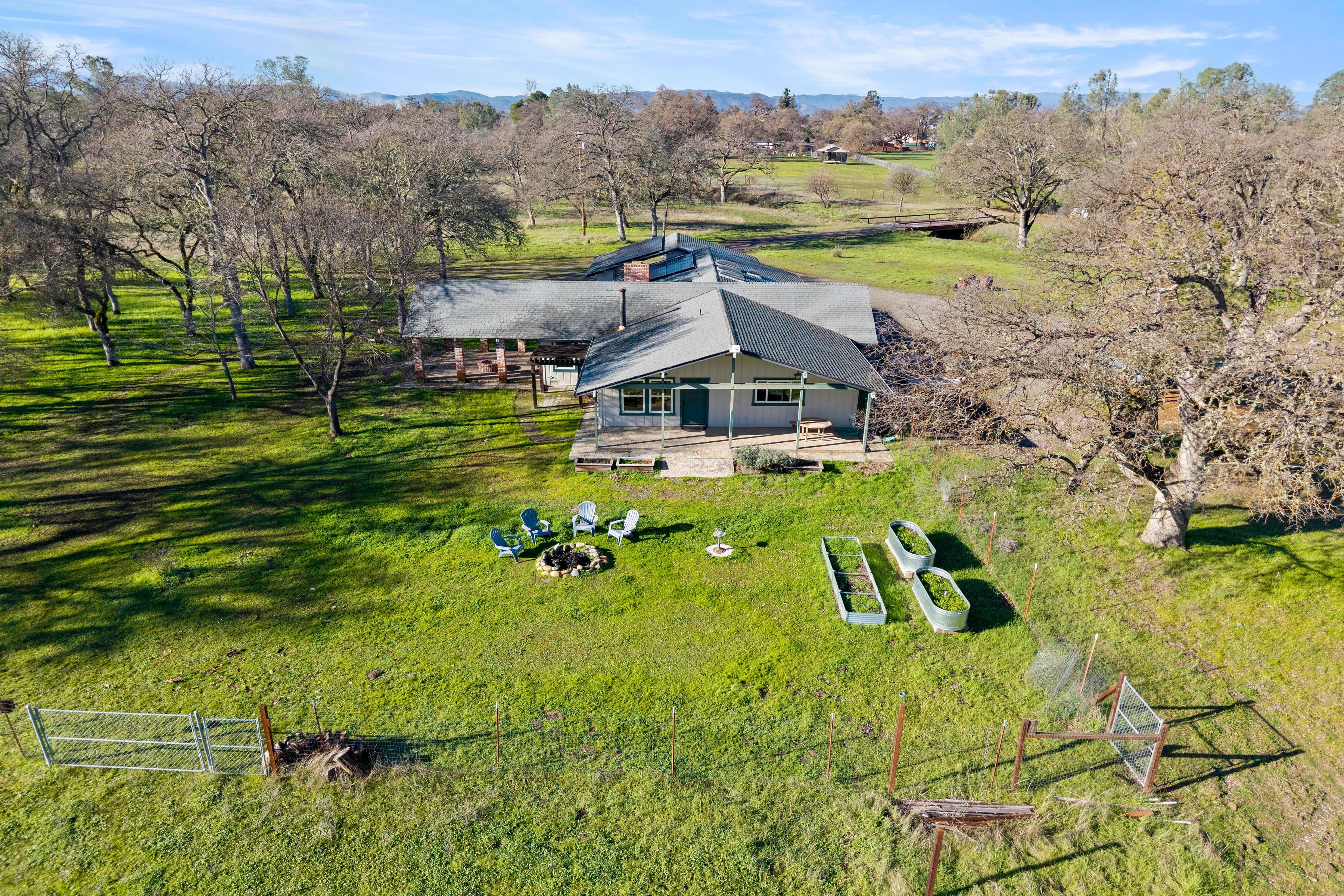  4962 Gaddy Lane - 物件實景