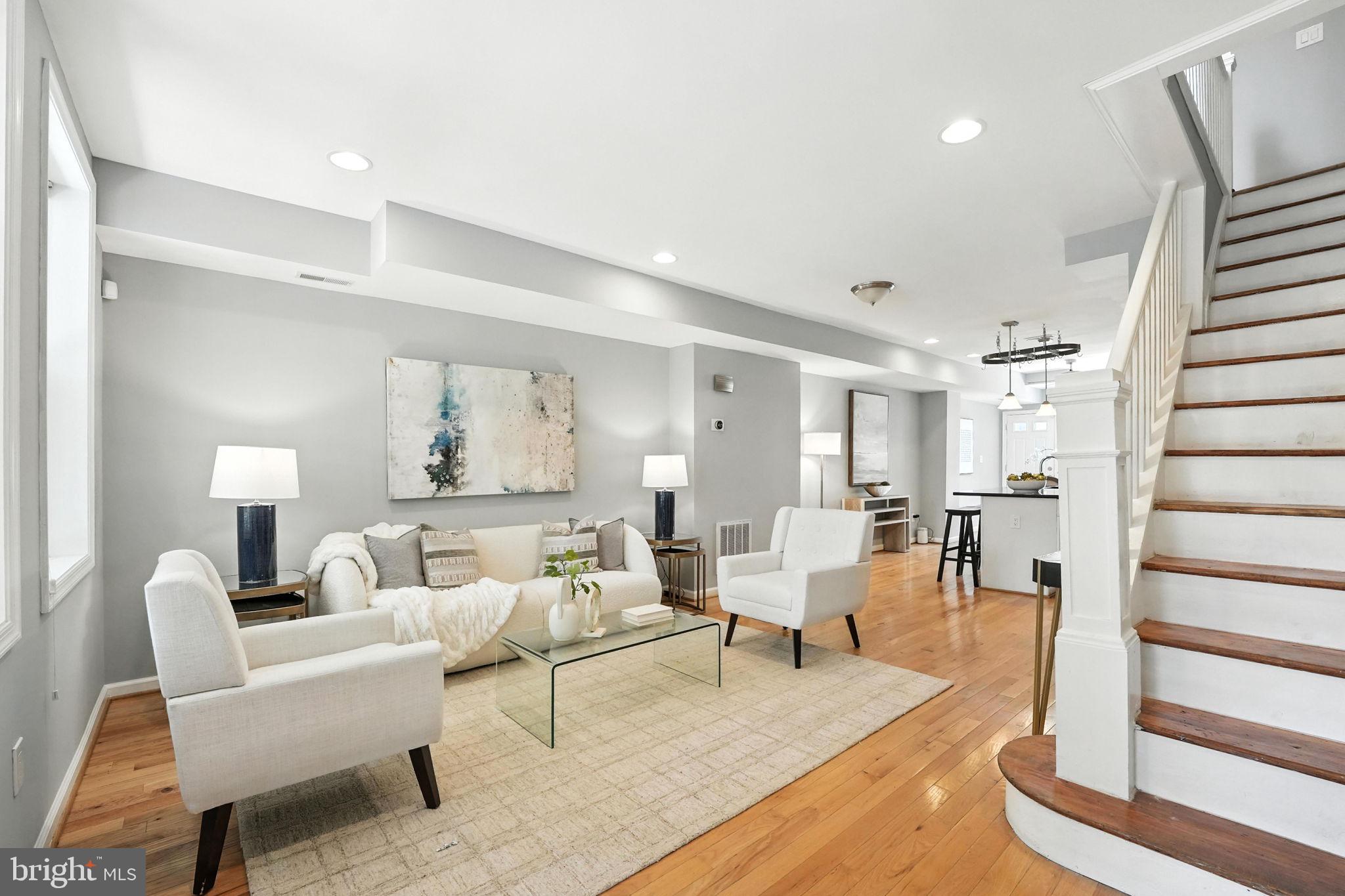 Washington, District of Columbia, 20002, United States, 4 Bedrooms Bedrooms, ,4 BathroomsBathrooms,Residential,For Sale,2000115