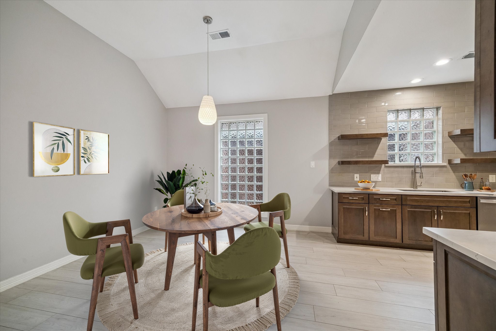  3115 Cedar Knolls Drive - 物件實景