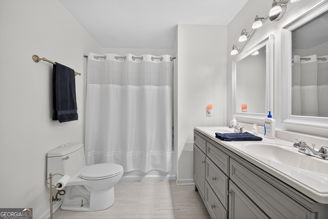 Dacula, Georgia, 30019, United States, 4 Bedrooms Bedrooms, ,4 BathroomsBathrooms,Residential,For Sale,1986459