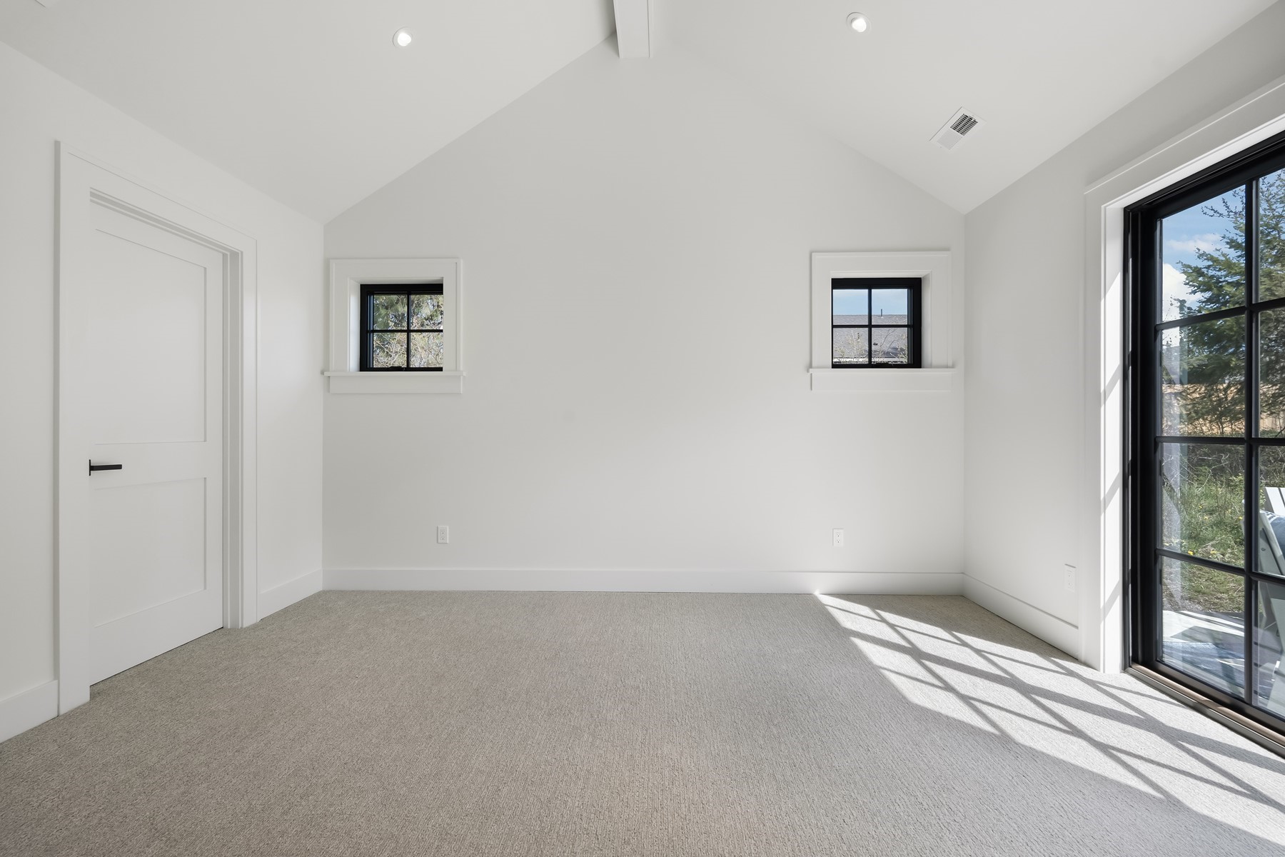  River Town Revival - 物件實景