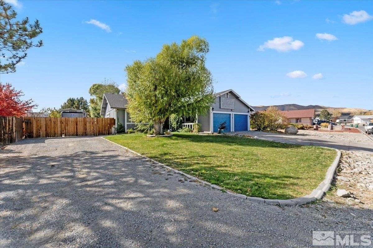 Sparks, Nevada, 89436, United States, 3 Bedrooms Bedrooms, ,3 BathroomsBathrooms,Residential,For Sale,1943111