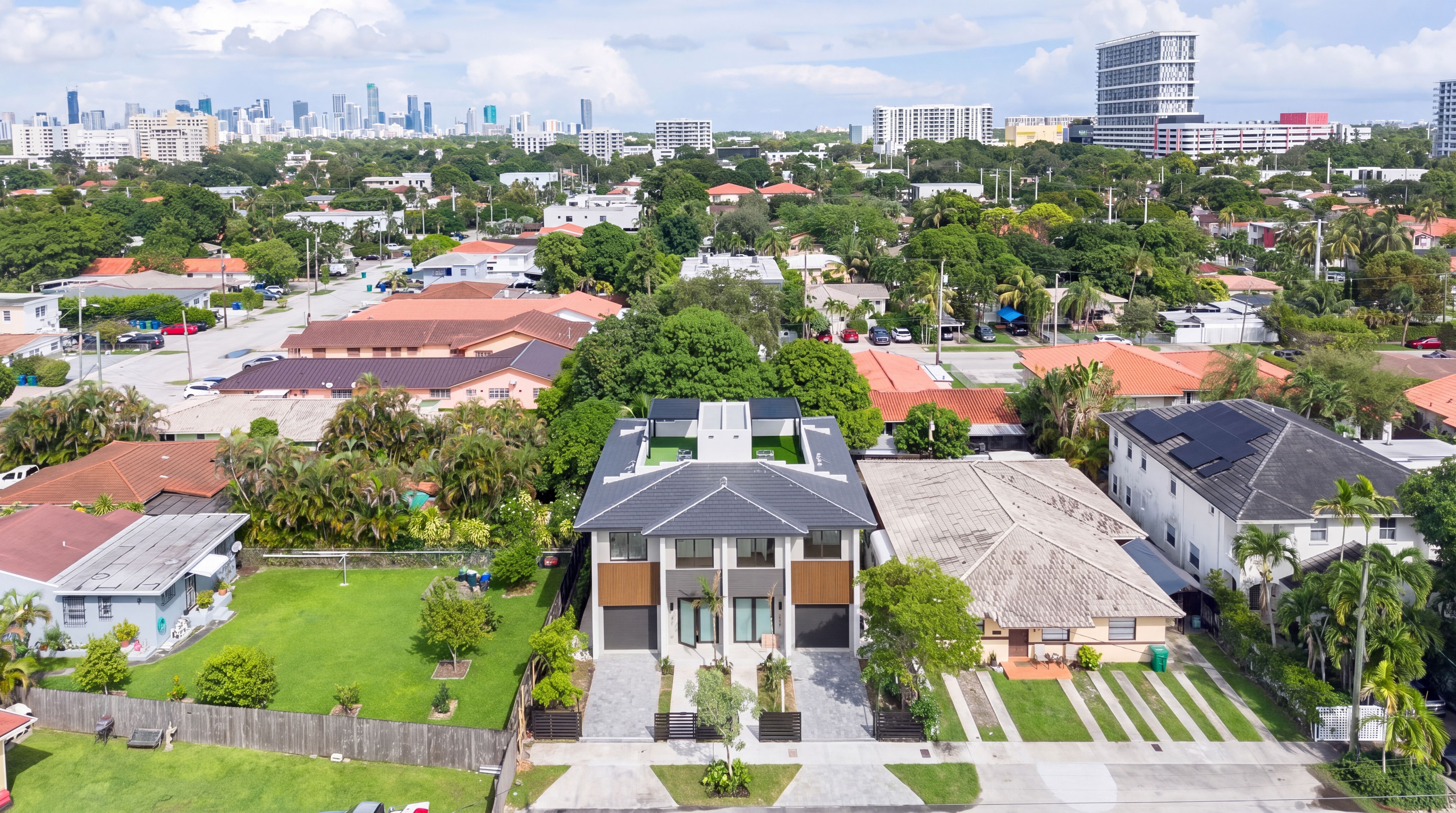  2619 SW 31st Pl, Miami, FL, 33133 - 物件實景