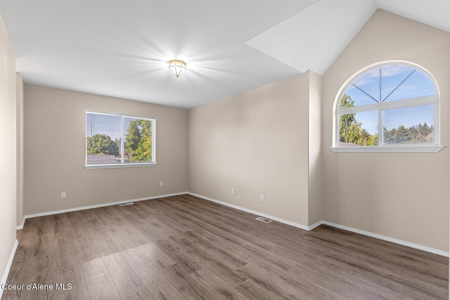 Hayden, Idaho, 83835, United States, 4 Bedrooms Bedrooms, ,3 BathroomsBathrooms,Residential,For Sale,1909154