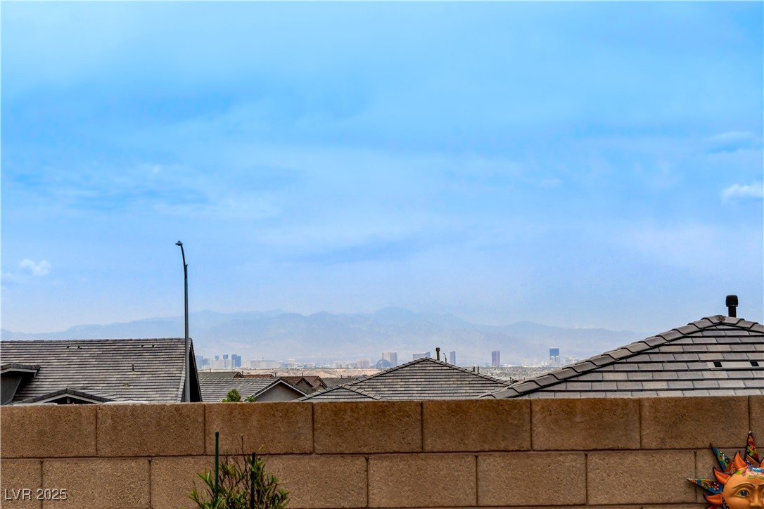 Henderson, Nevada, 89011, United States, 3 Bedrooms Bedrooms, ,2 BathroomsBathrooms,Residential,For Sale,1848397