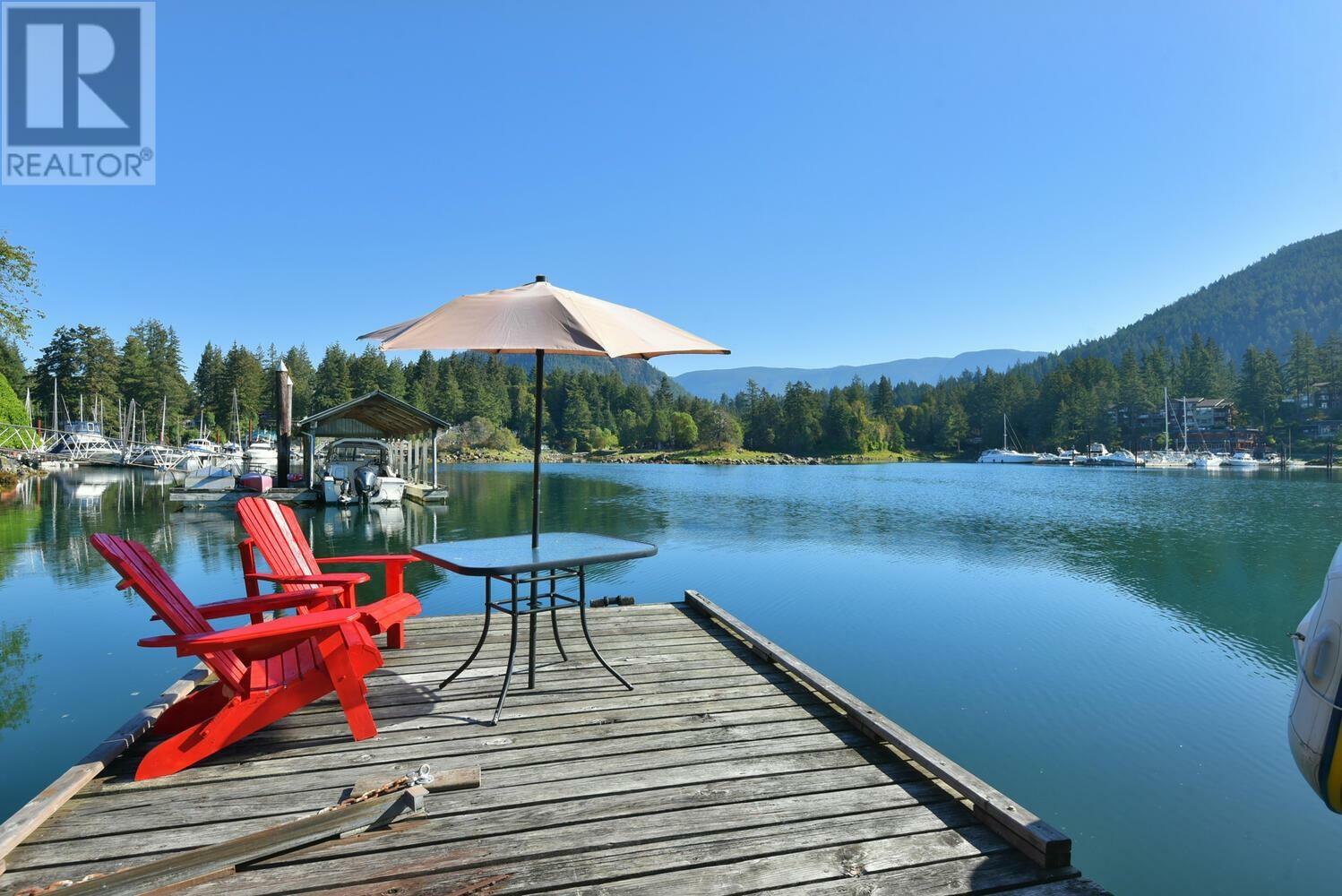 MADEIRA PARK, British Columbia, V0N 2H1, CA, 3 Bedrooms Bedrooms, ,3 BathroomsBathrooms,Residential,For Sale,1837526