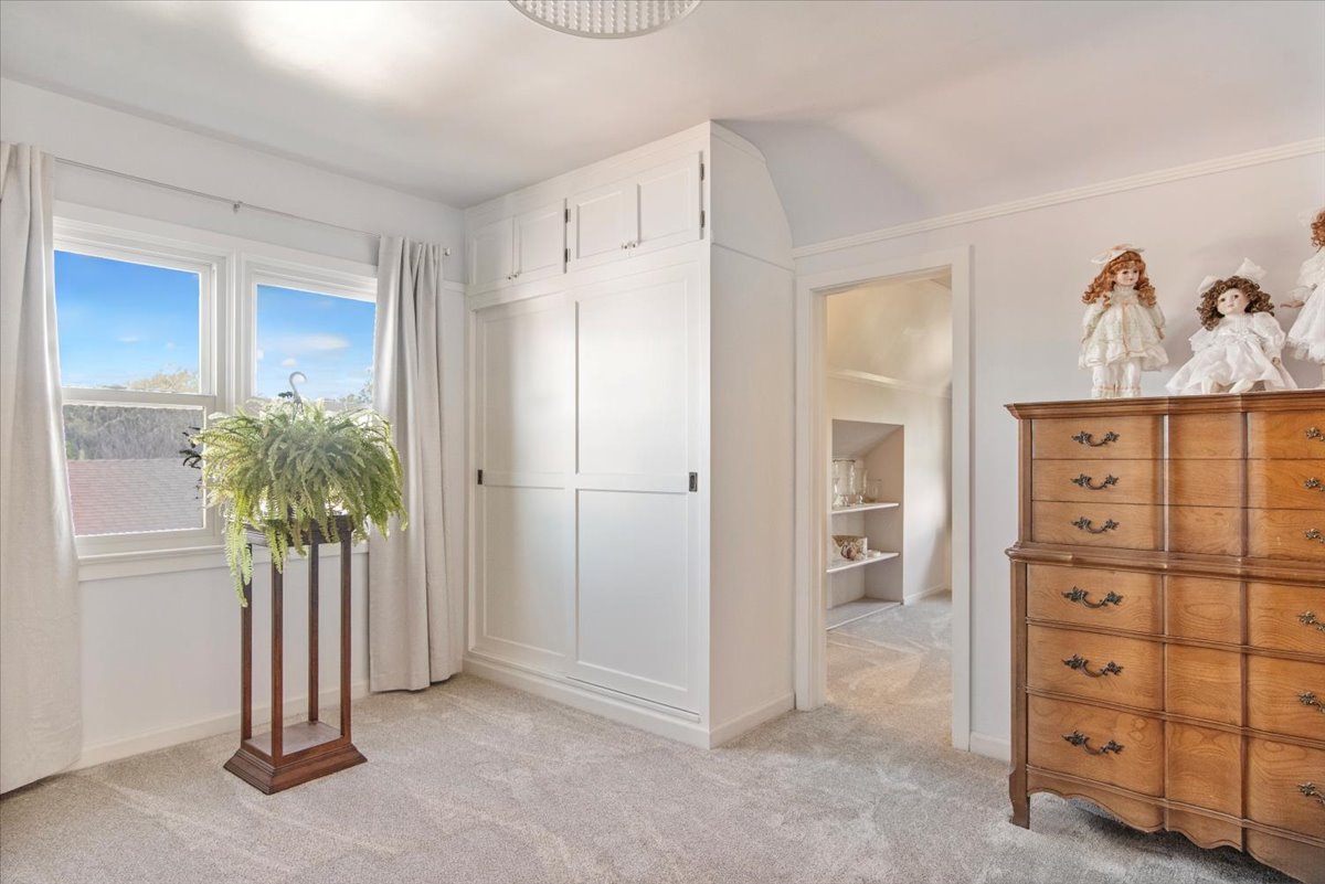 Lompoc, California, 93436, United States, 4 Bedrooms Bedrooms, ,1 BathroomBathrooms,Residential,For Sale,2002013