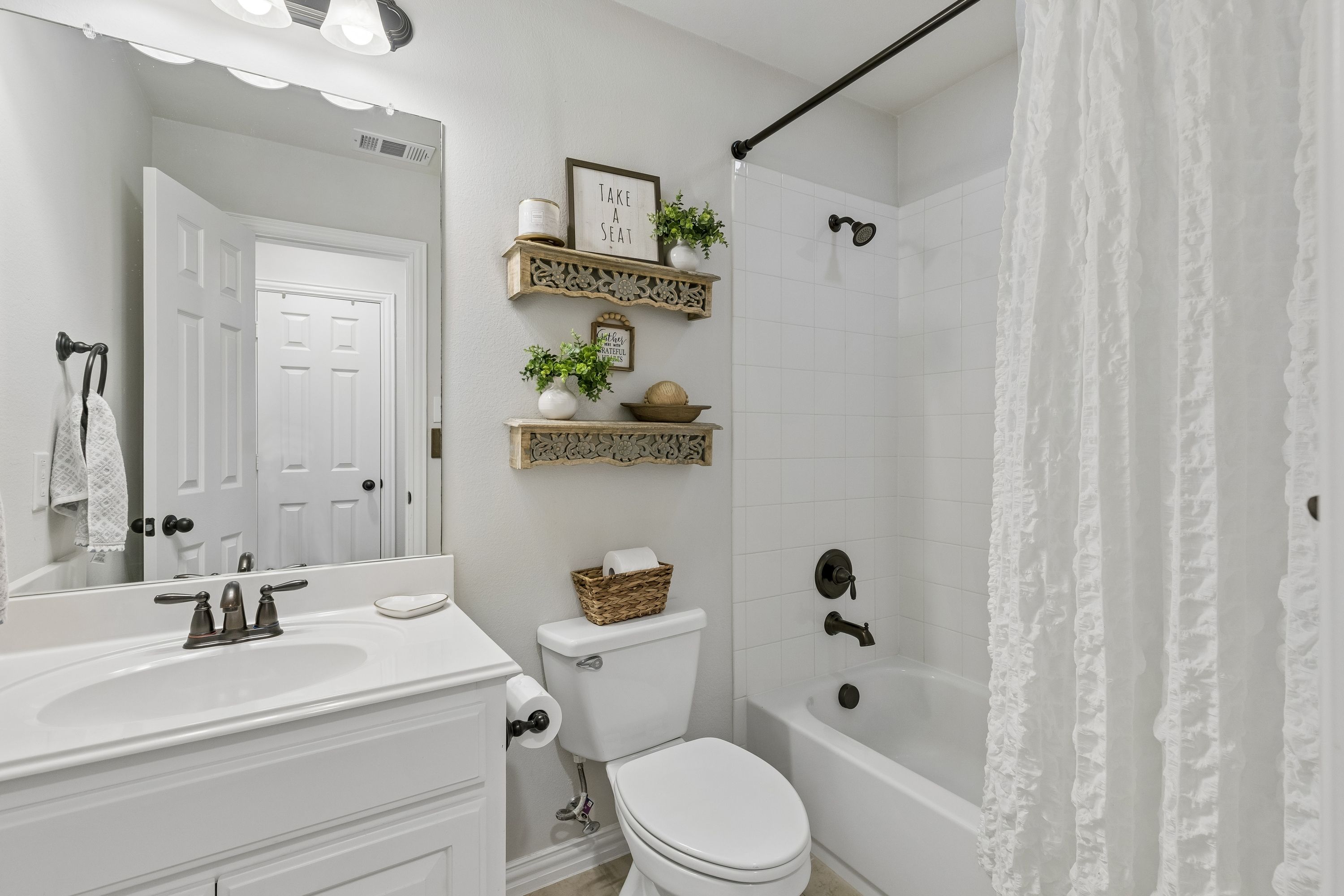  A Home That Connects You to Trail, Nature, and Everyday Ease - 物件實景