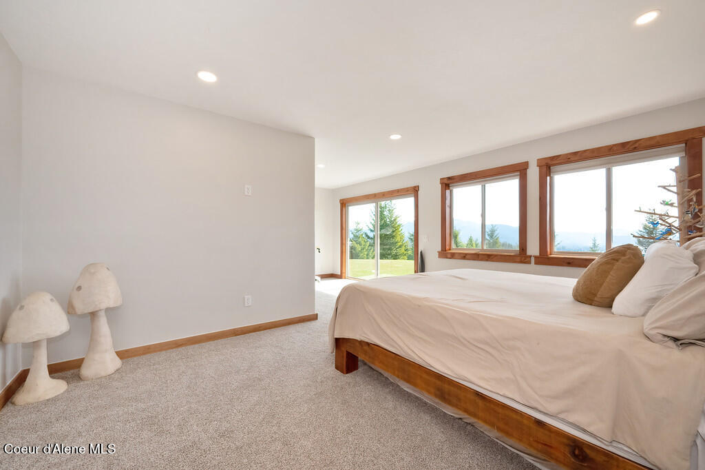 Priest River, Idaho, 83856, United States, 5 Bedrooms Bedrooms, ,4 BathroomsBathrooms,Residential,For Sale,1770577