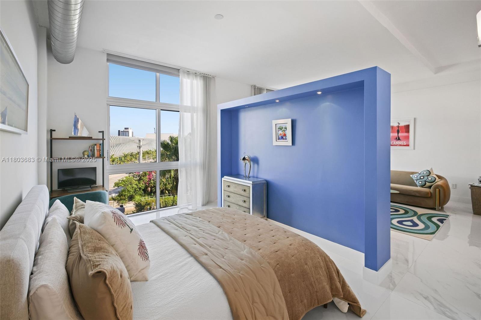 Miami Beach, Florida, 33139, United States, 1 Bedroom Bedrooms, ,2 BathroomsBathrooms,Residential,For Sale,1818097