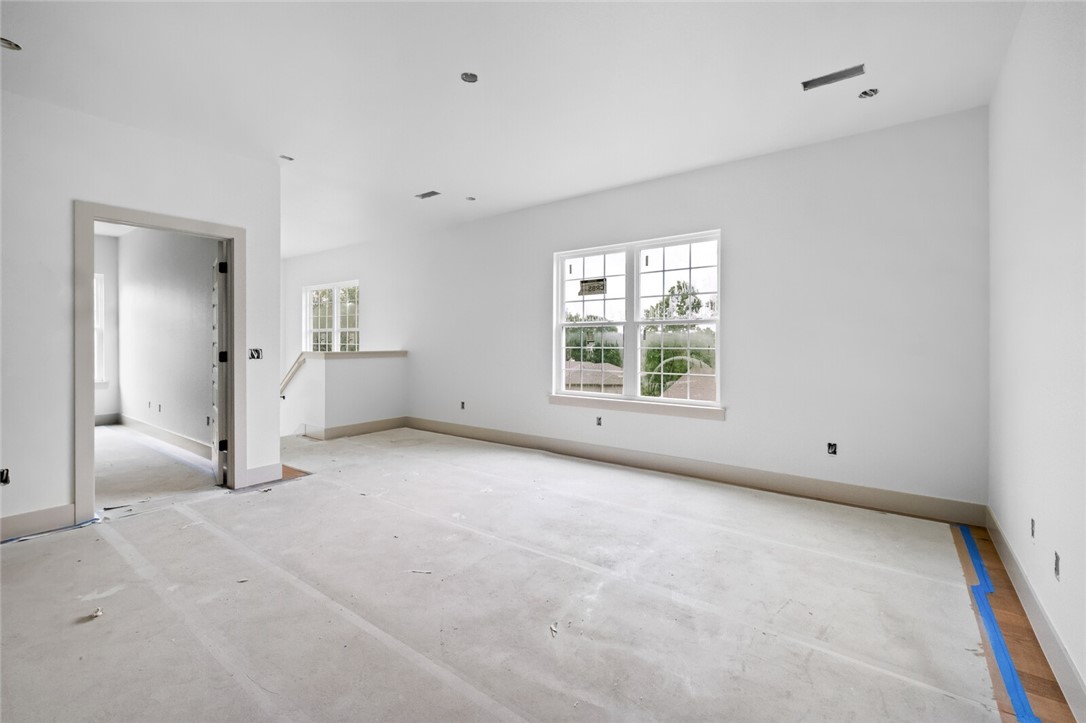 Bella Vista, Arkansas, 72715, United States, 3 Bedrooms Bedrooms, ,3 BathroomsBathrooms,Residential,For Sale,1897154