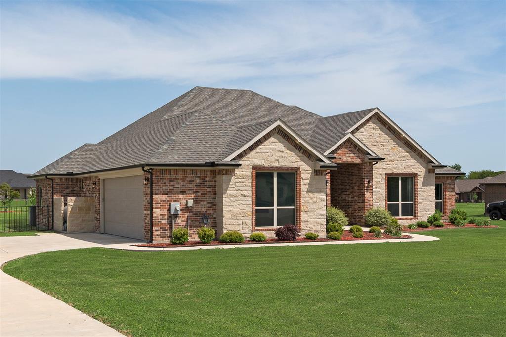 Wills Point, Texas, 75169, United States, 4 Bedrooms Bedrooms, ,3 BathroomsBathrooms,Residential,For Sale,1777303