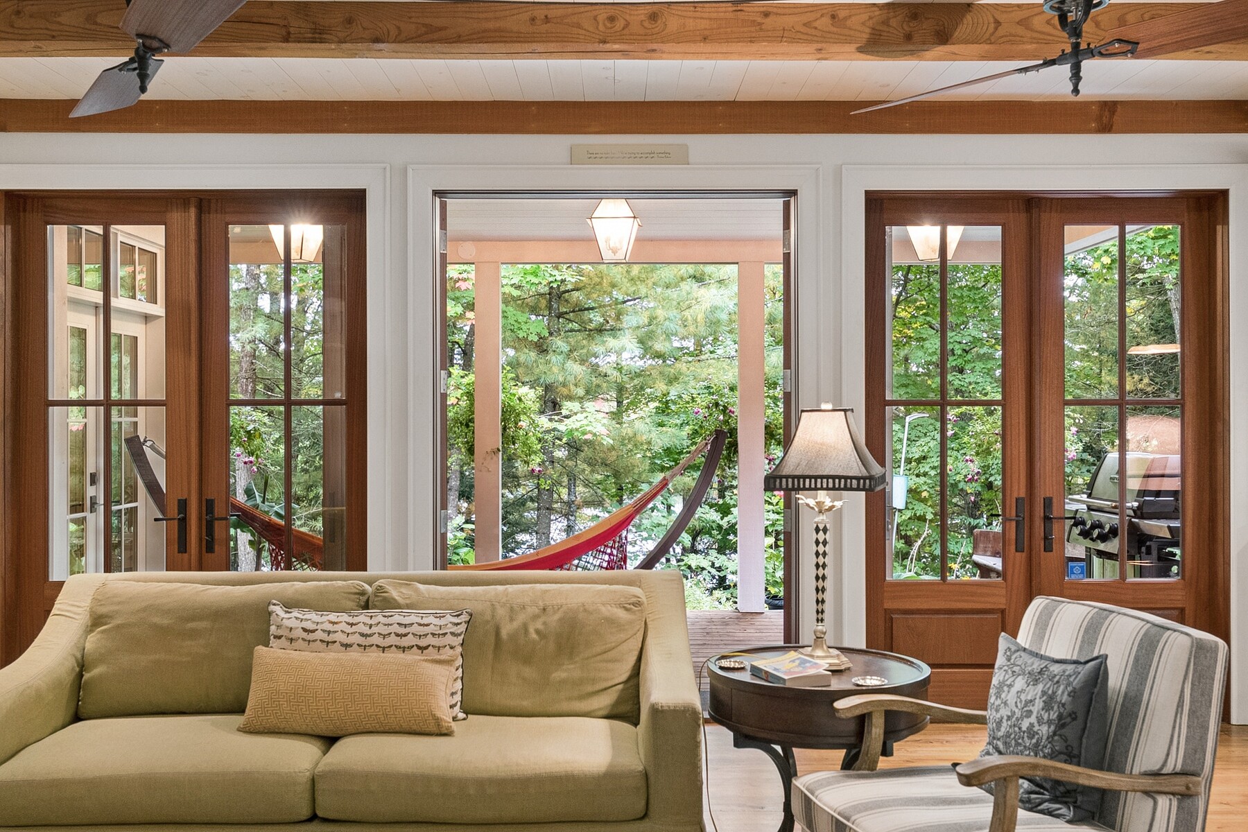  Executive Retreat on 45 Acres - 物件實景