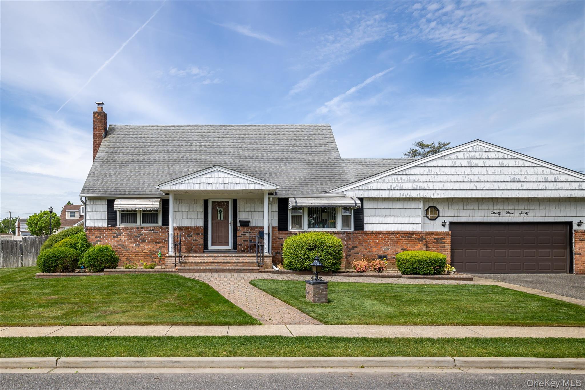 Seaford, New York, 11783, United States, 3 Bedrooms Bedrooms, ,2 BathroomsBathrooms,Residential,For Sale,2048212