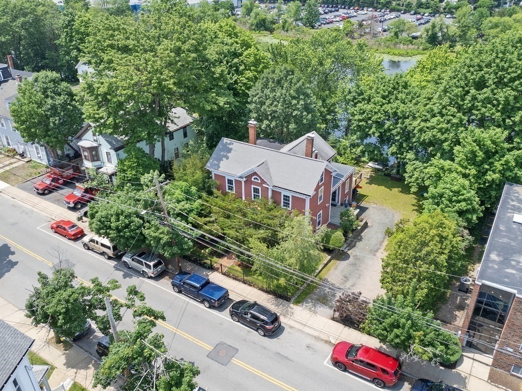 Waltham, Massachusetts, 02453, United States, 6 Bedrooms Bedrooms, ,3 BathroomsBathrooms,Residential,For Sale,1892222