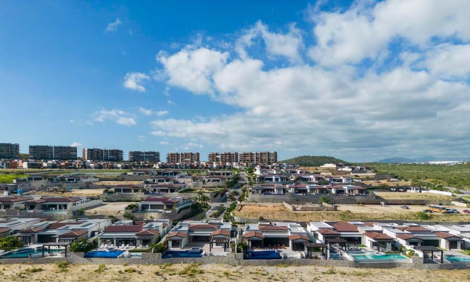 Via de Niza, Los Cabos, Baja California Sur, 23456, Mexico, 4 Bedrooms Bedrooms, ,4 BathroomsBathrooms,Residential,For Sale,Via de Niza,1640124