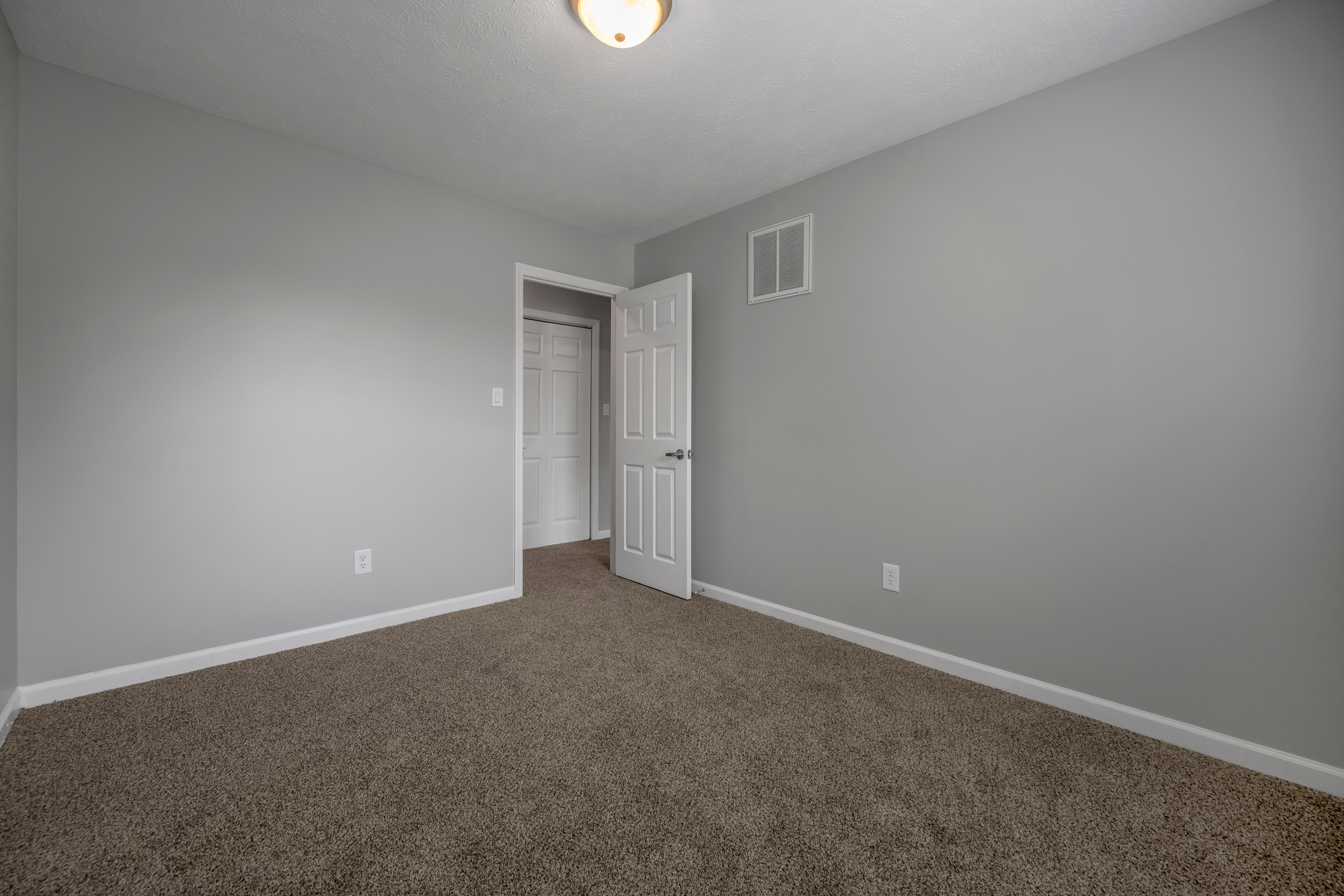  2806 Kasey Court - 物件實景