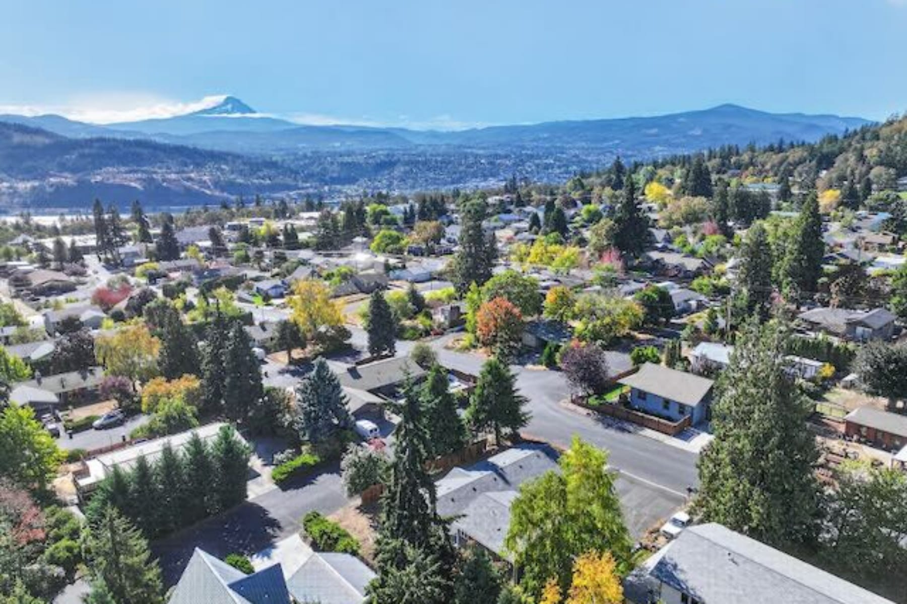  653 NE SNOHOMISH AVE White Salmon, WA 98672 - 物件實景