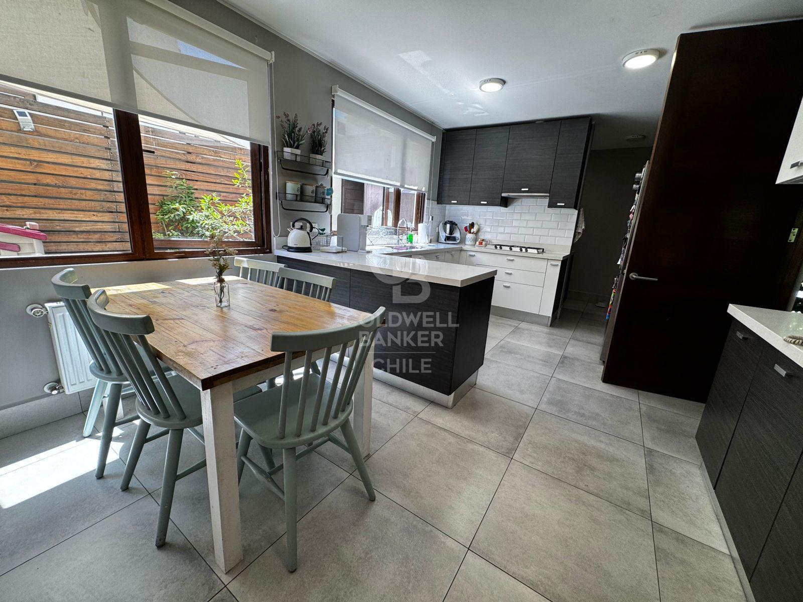 Colina, Chile, 4 Bedrooms Bedrooms, ,3 BathroomsBathrooms,Residential,For Sale,1696769