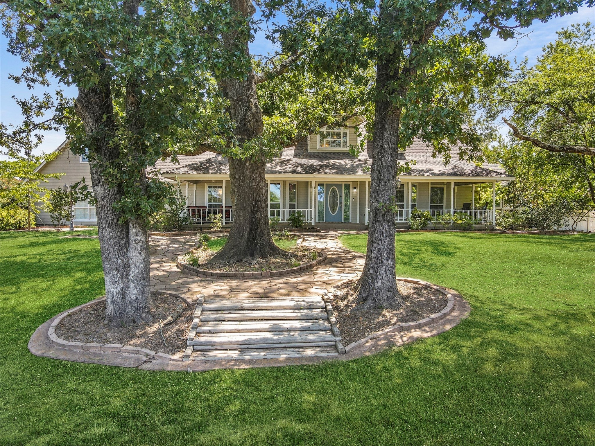 Sulphur Springs, Texas, 75482, United States, 3 Bedrooms Bedrooms, ,3 BathroomsBathrooms,Residential,For Sale,1907835