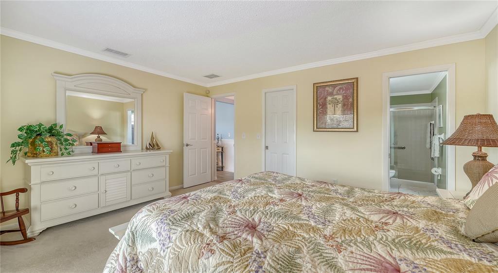 Bradenton, Florida, 34210, United States, 3 Bedrooms Bedrooms, ,2 BathroomsBathrooms,Residential,For Sale,1957049