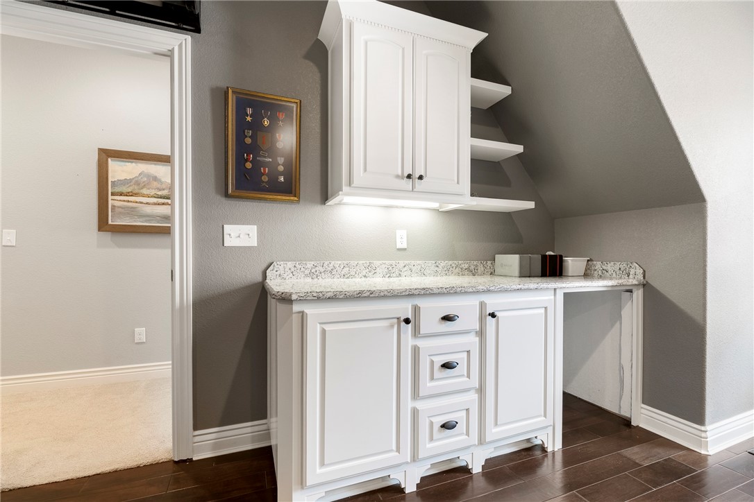 Bentonville, Arkansas, 72712, United States, 5 Bedrooms Bedrooms, ,5 BathroomsBathrooms,Residential,For Sale,1895403