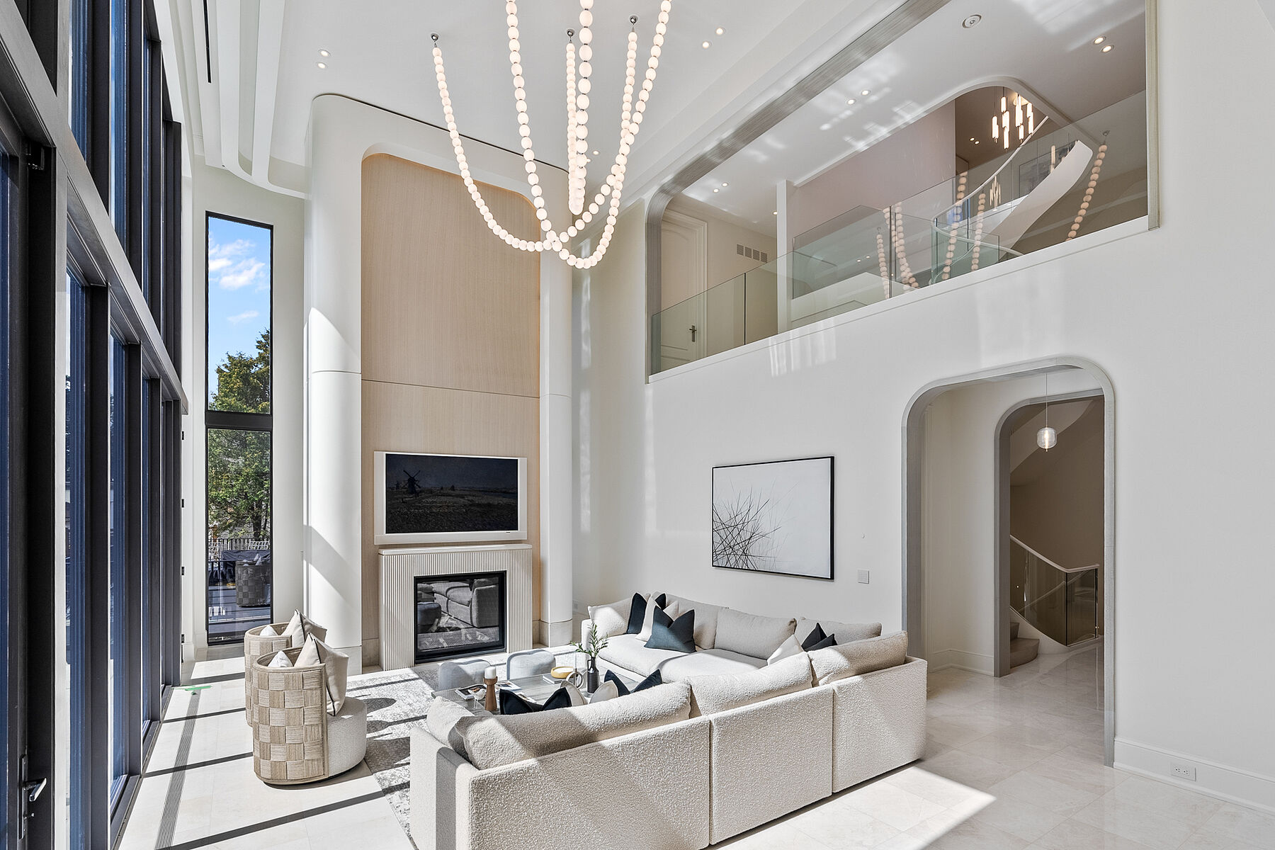  Luxury Living in Forest Hill - 物件實景