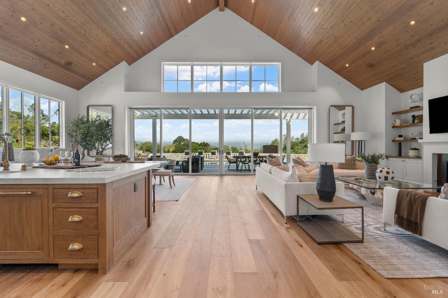 St. Helena, California, 94574, United States, 4 Bedrooms Bedrooms, ,5 BathroomsBathrooms,Residential,For Sale,1942267